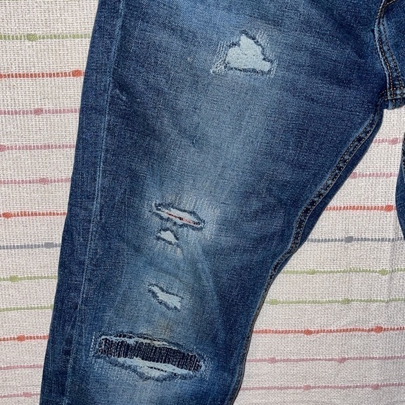 ❗️🎉HOST PICK❗️Old Navy Flex Slim Fit Plaid Ted Patch Distressed Jeans - Picture 4 of 9